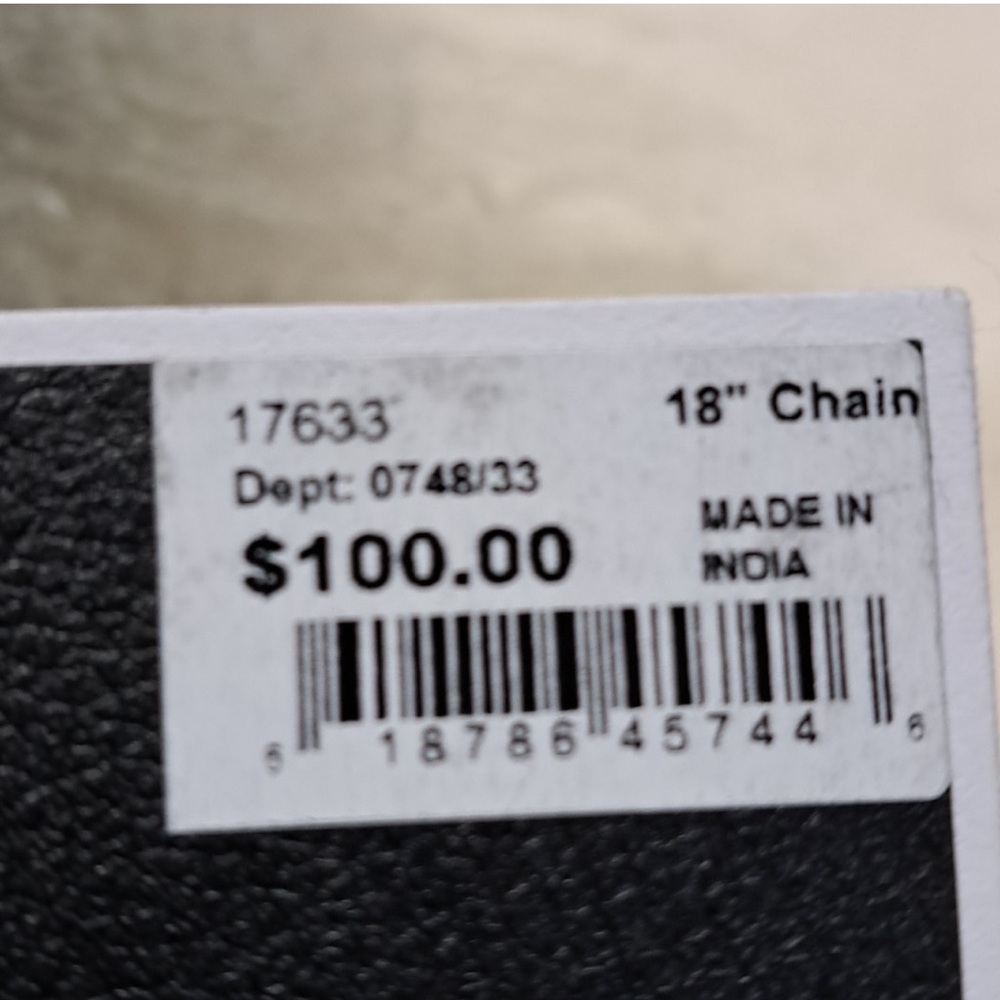 146 )Diamond Family Tree Pendant Necklace (1/1 in Sterling Silver and 18k - Picture 4 of 4